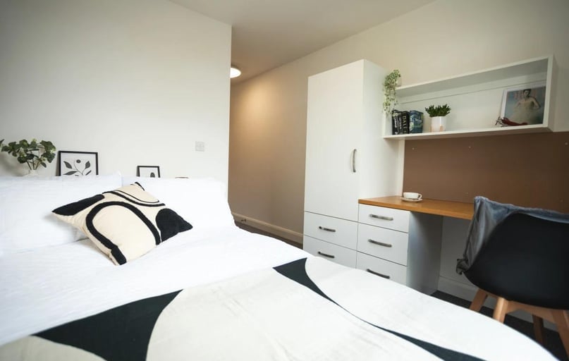 Blackfriars Road, Green Quarter, Salford - Image 1